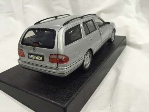 Mercedes-Benz E420 Wagon 1:18 Scale